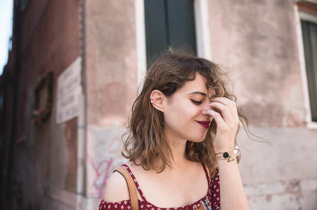 venecia-vestido-dress-formulajoven-tintoretto-corteingles-senakers-bronde-louisvuitton-bagpack-3
