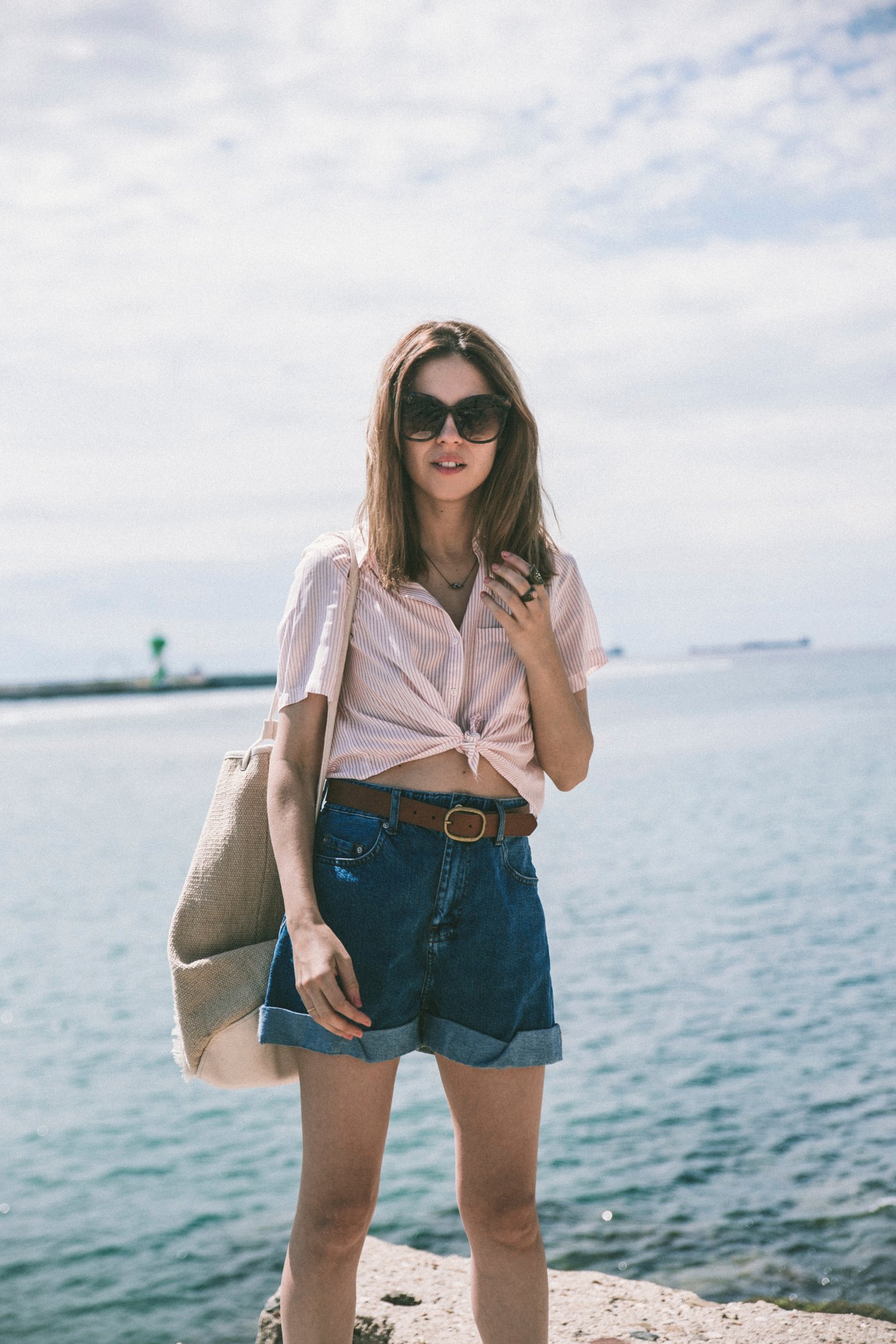 concurso-total_look-Bershka-shorts-denim-camisa_anudada-beach-summer-espadrilles-1