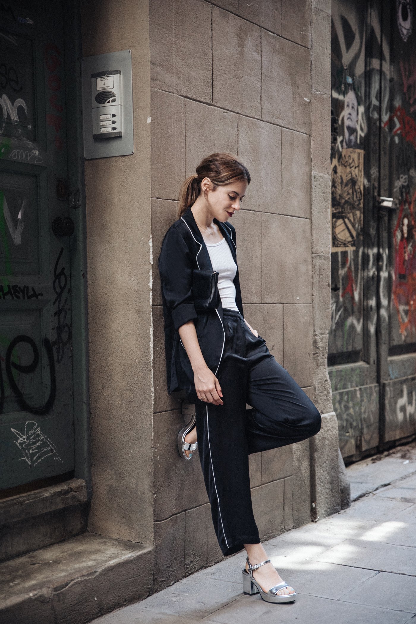 pyjama-bershka-pijama-sandals-glitter-barcelona-street_style-5