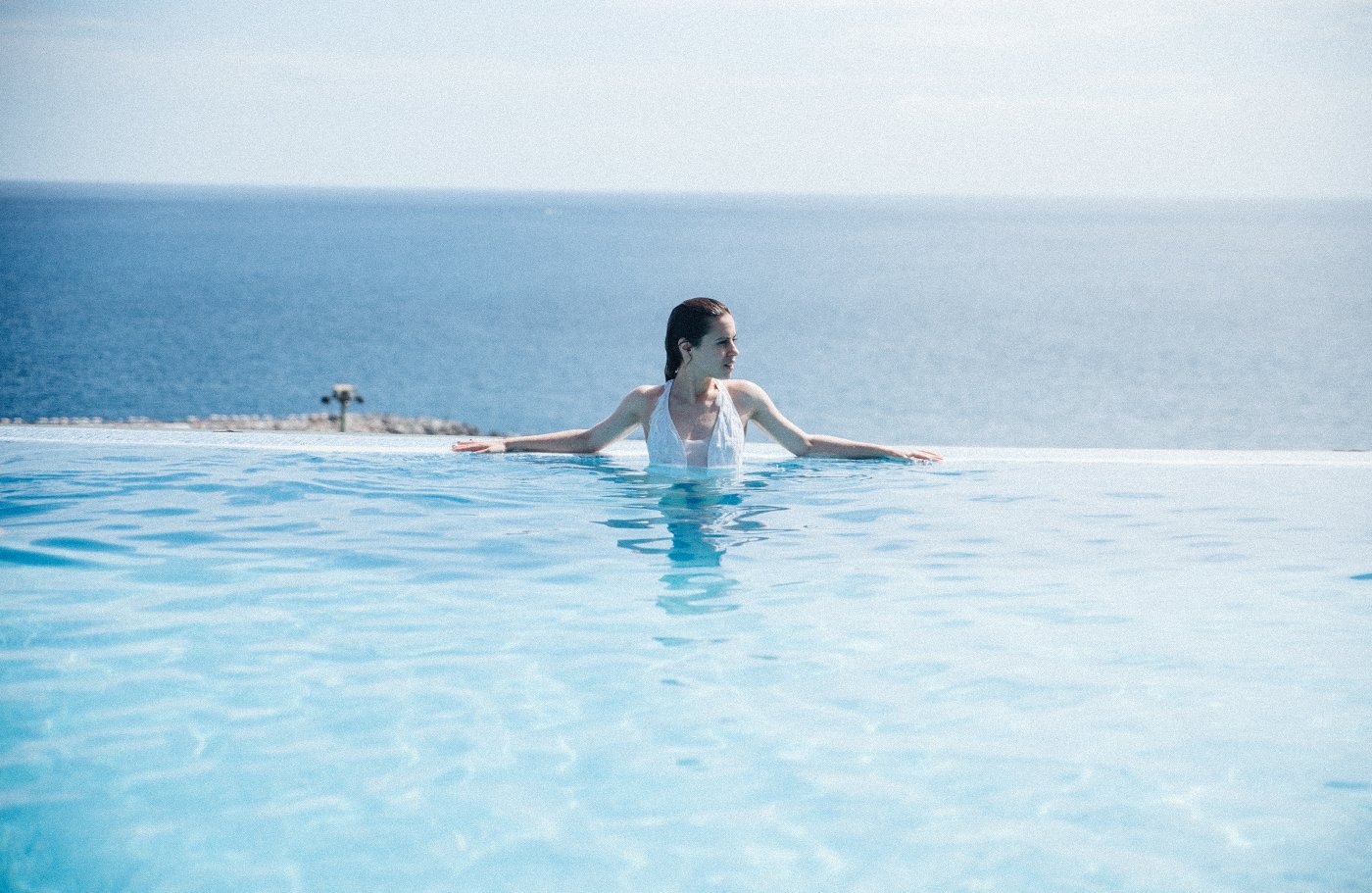 Summer-with-giogia-Armani-travel-grancanaria-velero-barco-verano-2