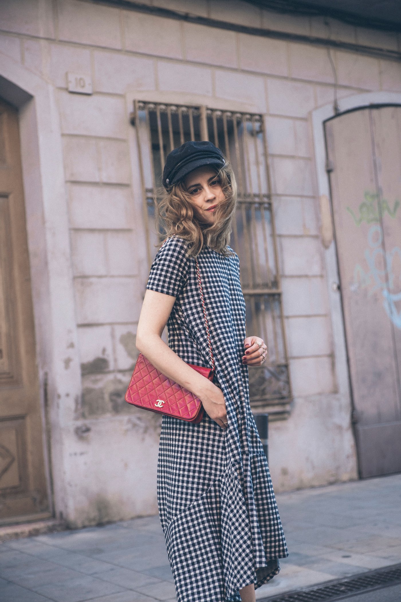 cuadros_vichy-vestido_Zara-Gucci_Slipper_Princetown-chanel-bag-street_style-14