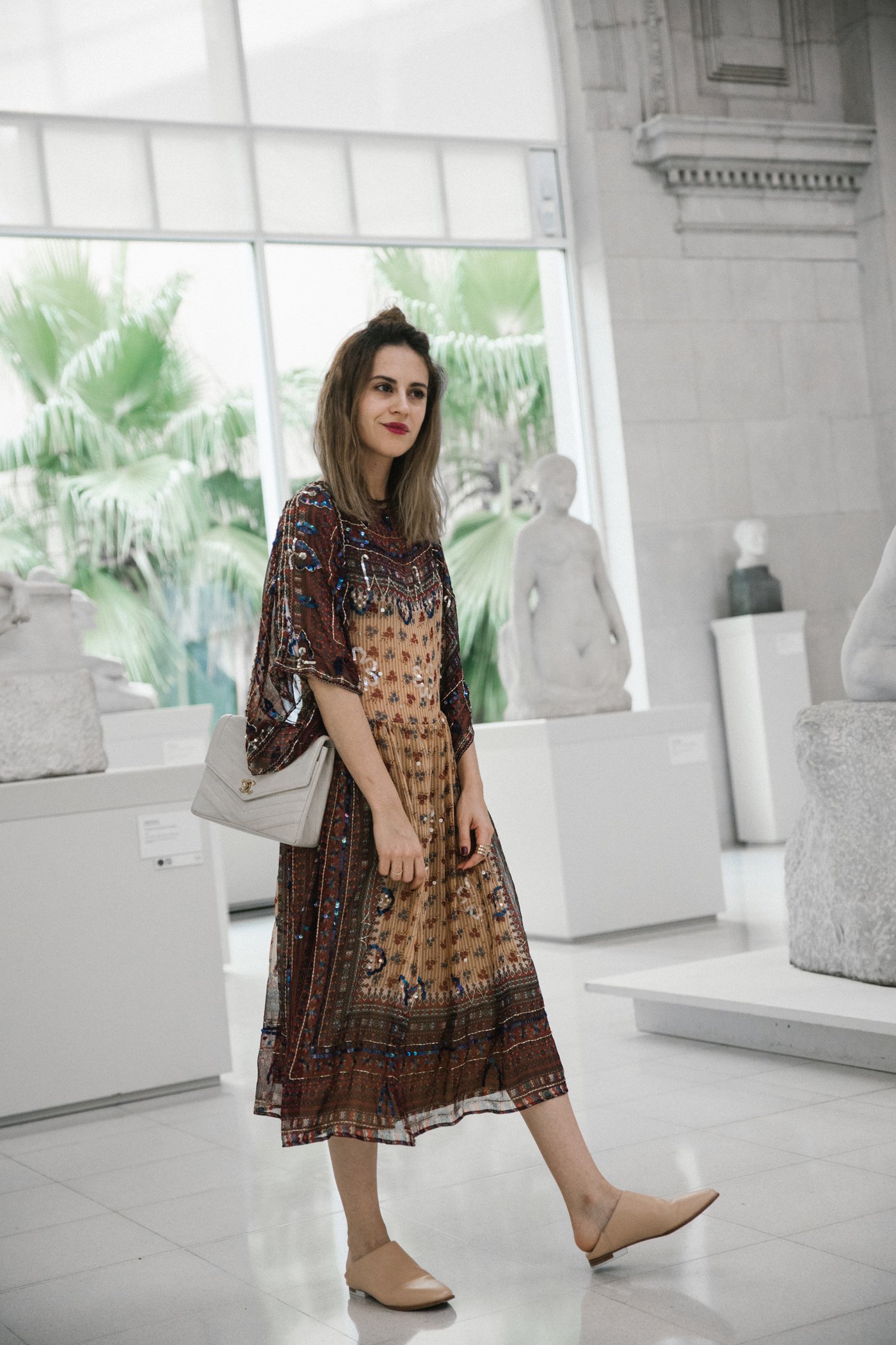 museo_Nacional_de_Catalunya-Vestido_Asos-Dress_Festival_Asos-Sequins-Andotherstories_shoes-Chanel_bag-Barcelona-10