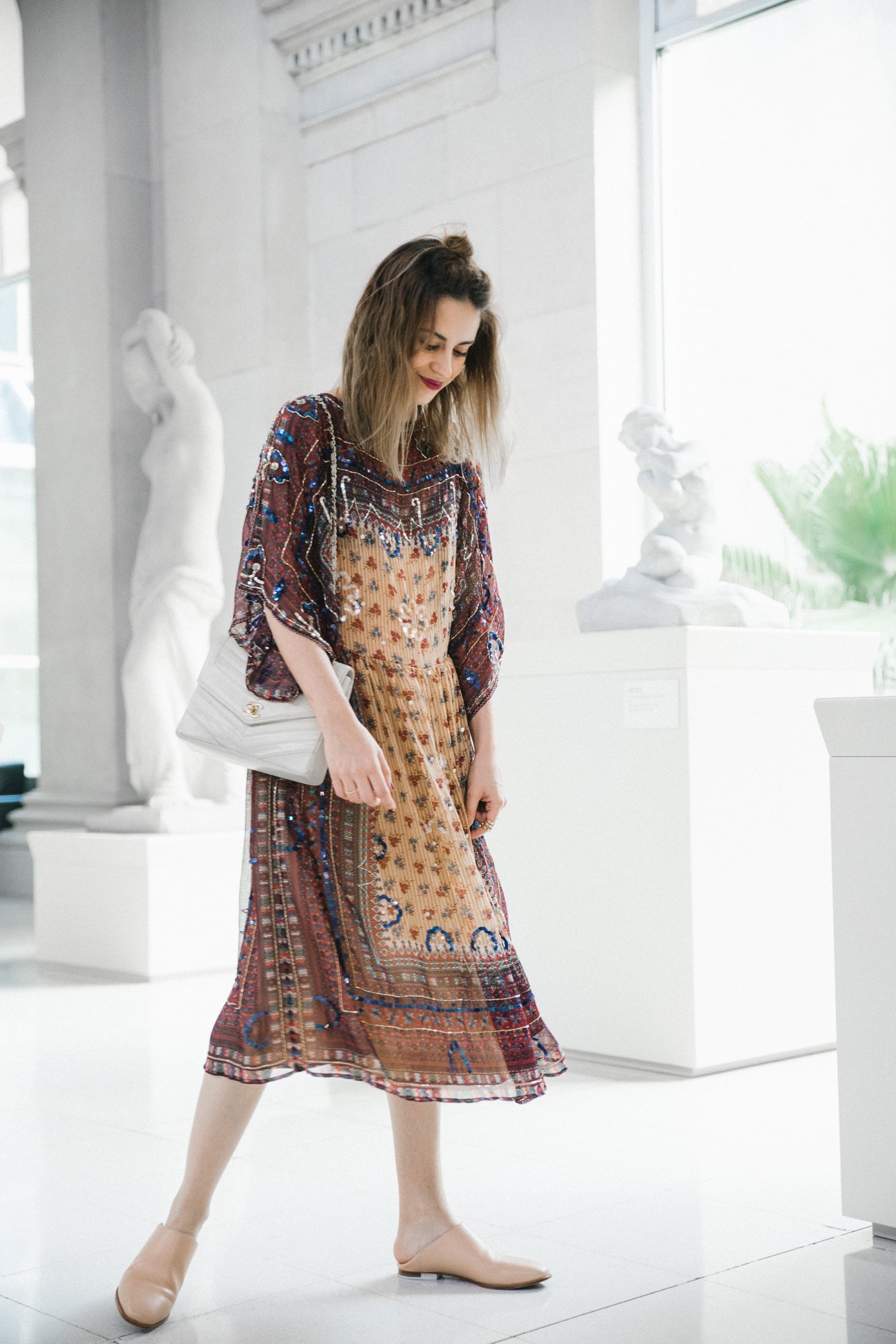 museo_Nacional_de_Catalunya-Vestido_Asos-Dress_Festival_Asos-Sequins-Andotherstories_shoes-Chanel_bag-Barcelona-2