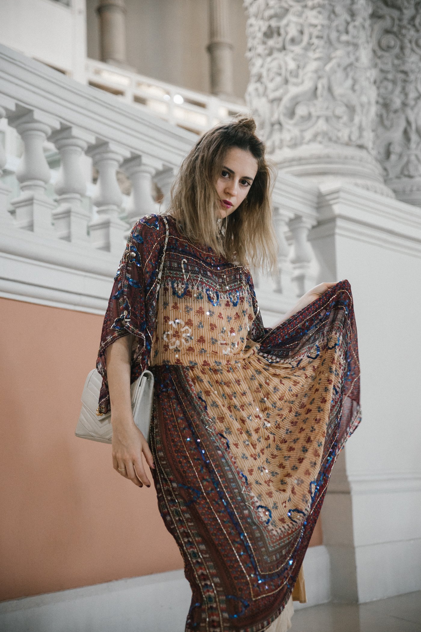 museo_Nacional_de_Catalunya-Vestido_Asos-Dress_Festival_Asos-Sequins-Andotherstories_shoes-Chanel_bag-Barcelona-5