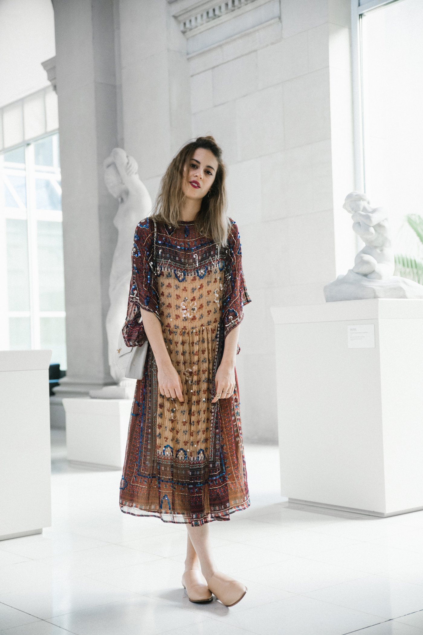 museo_Nacional_de_Catalunya-Vestido_Asos-Dress_Festival_Asos-Sequins-Andotherstories_shoes-Chanel_bag-Barcelona-6