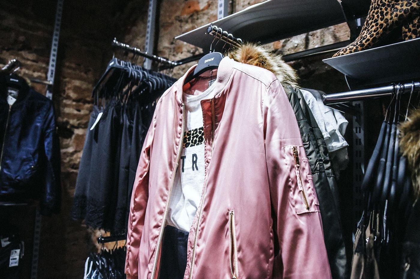 Pimkie-vfno-bomber-camiseta-rayas-pañuelo-jeans-madrid-16-compressor