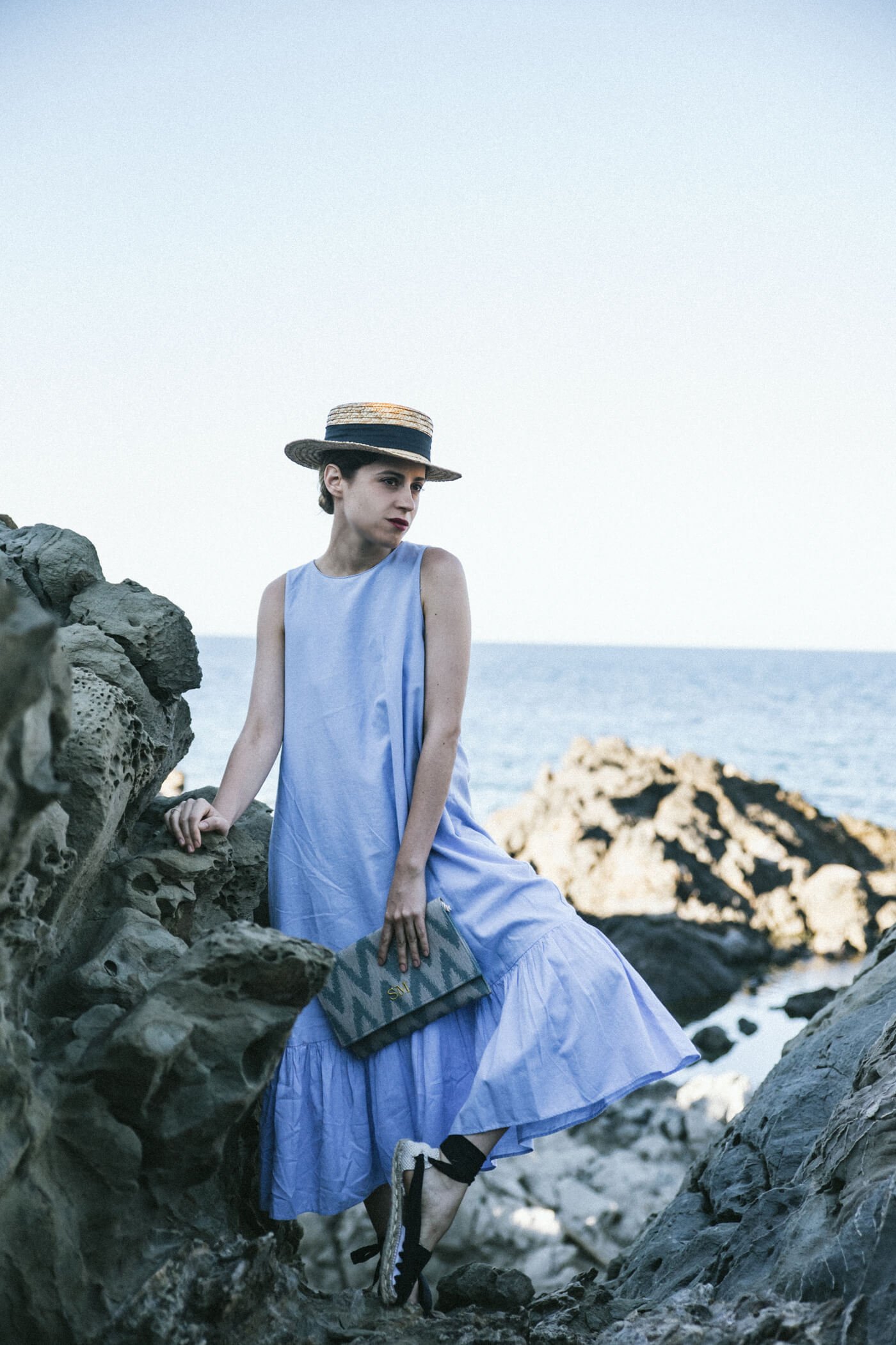 dansvogue vestido azul volante zara canotier espadrilles menorca 2 copia