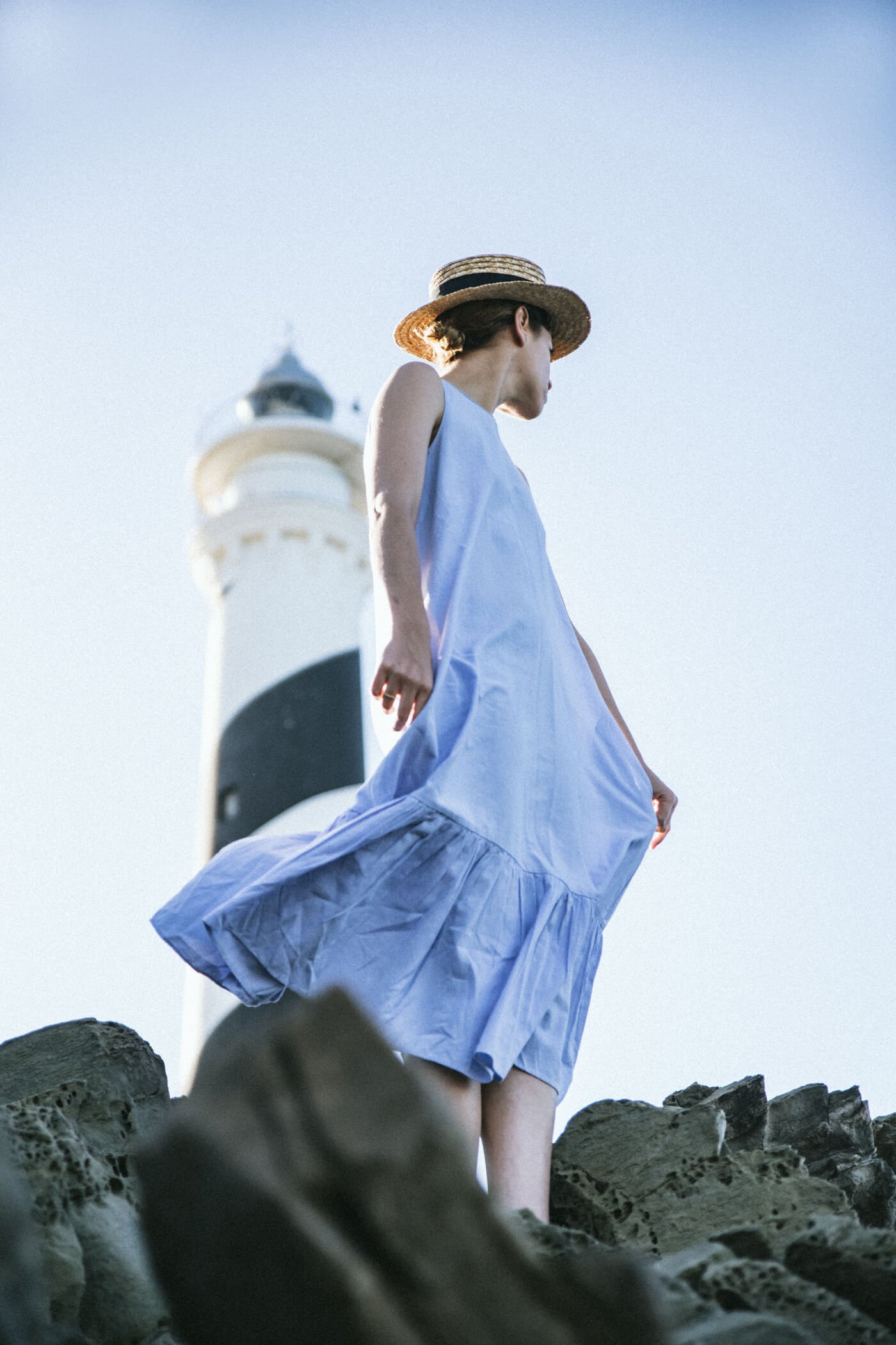 dansvogue vestido azul volante zara canotier espadrilles menorca 6 copia