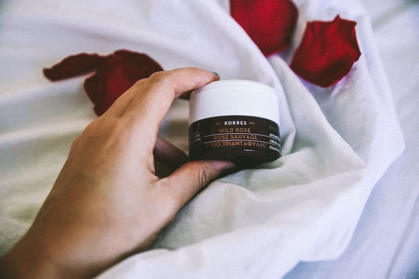 korres-rosa-salvaje-crema-antiarrugas-beauty-belleza-crema-rostro-1-compressor