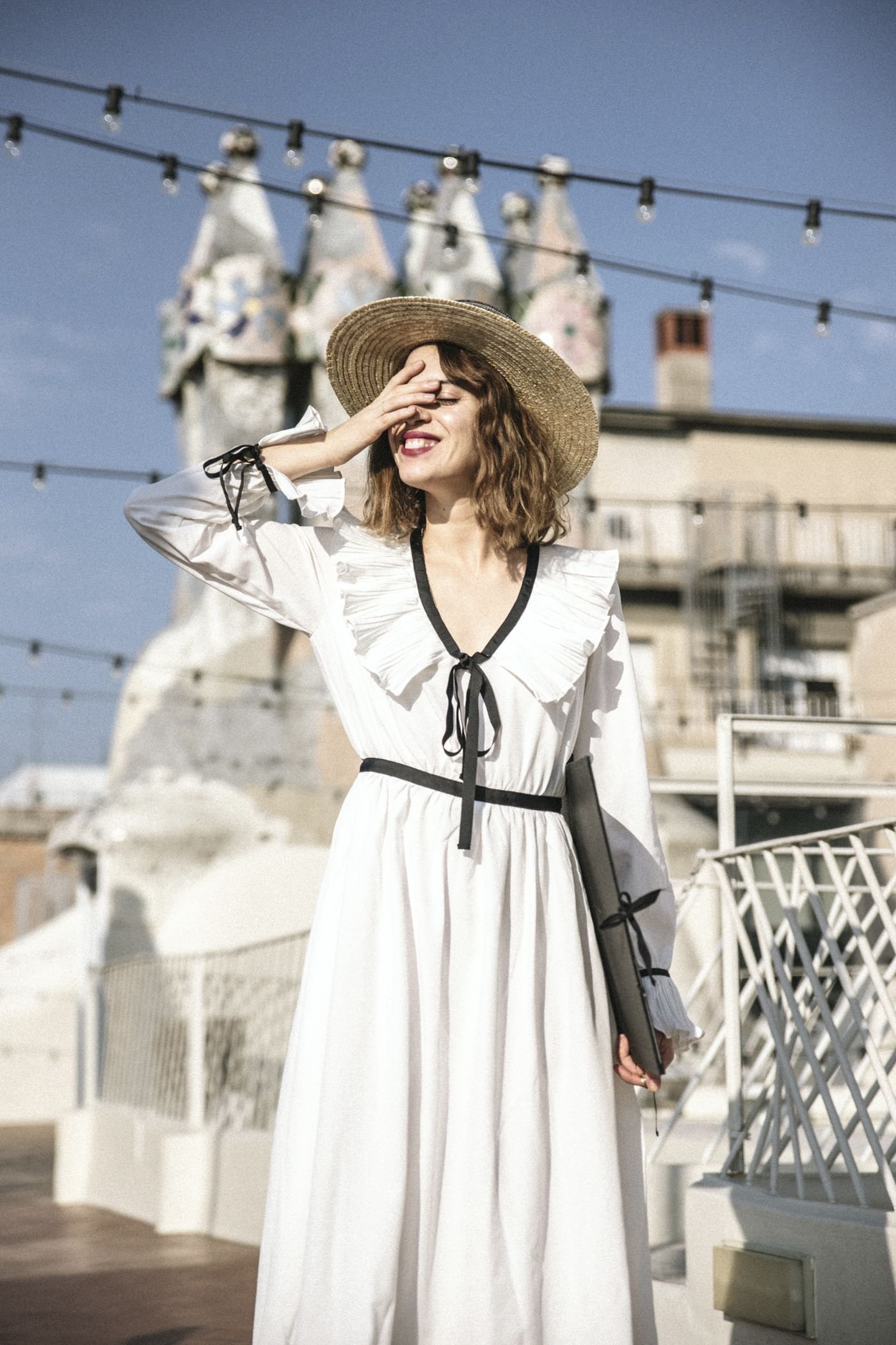 dansvogue-casa-batllo-asos-dress-boots-barcelona-11-compressor