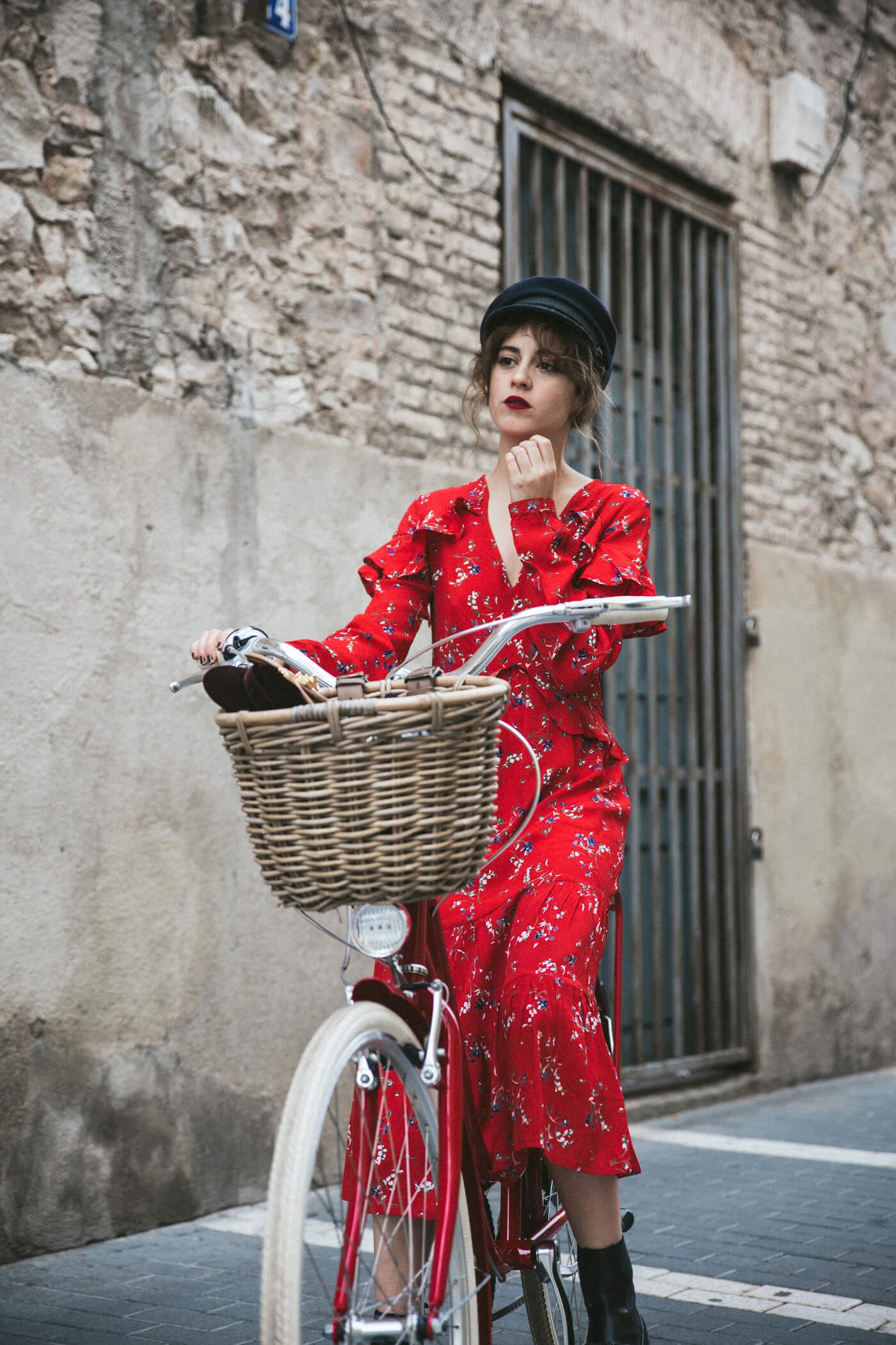 dansvogue-vestido-rojo-flores-asos-botines-lazo-8