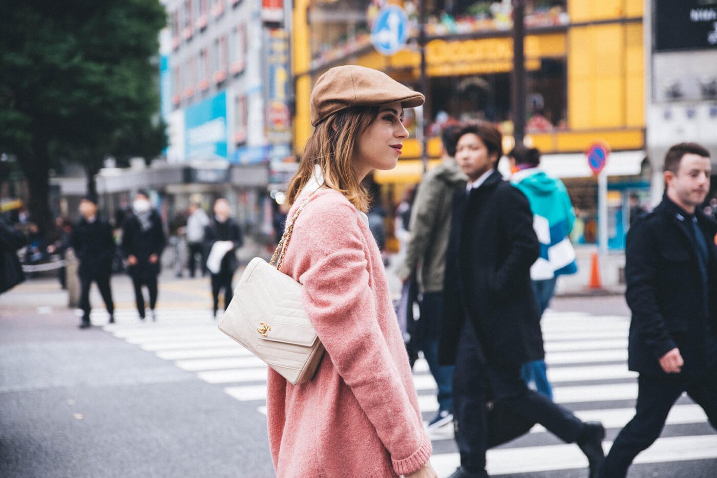 dansvogue shibuya japan street style white dress pink oversize 1