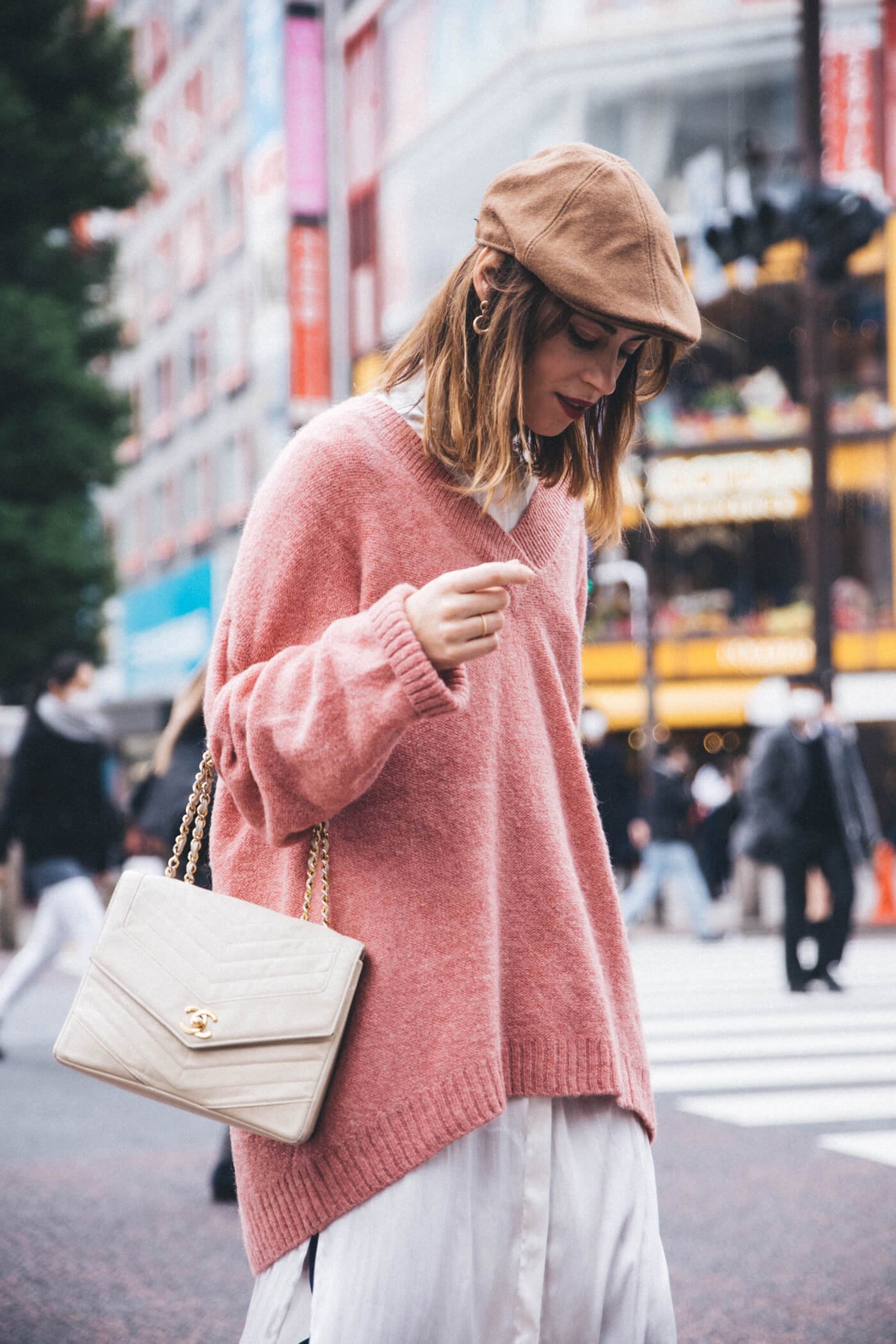 dansvogue shibuya japan street style white dress pink oversize 7
